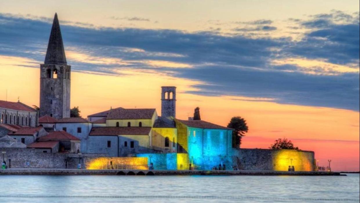 Pianohouse Porec Center Buitenkant foto