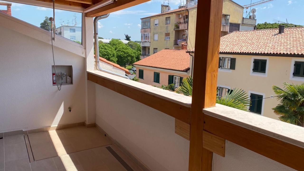 Pianohouse Porec Center Buitenkant foto